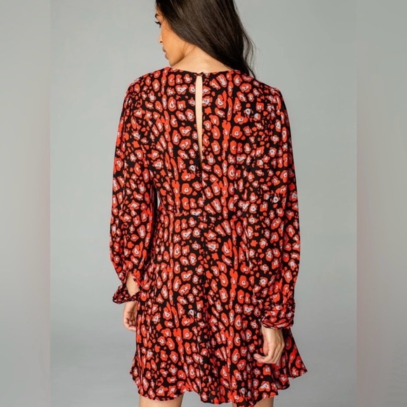 NWT Buddy Love Parker Deep V-Neck Dress - Red Cherry Bomb  Abstract Art To Wear - Picture 2 of 12